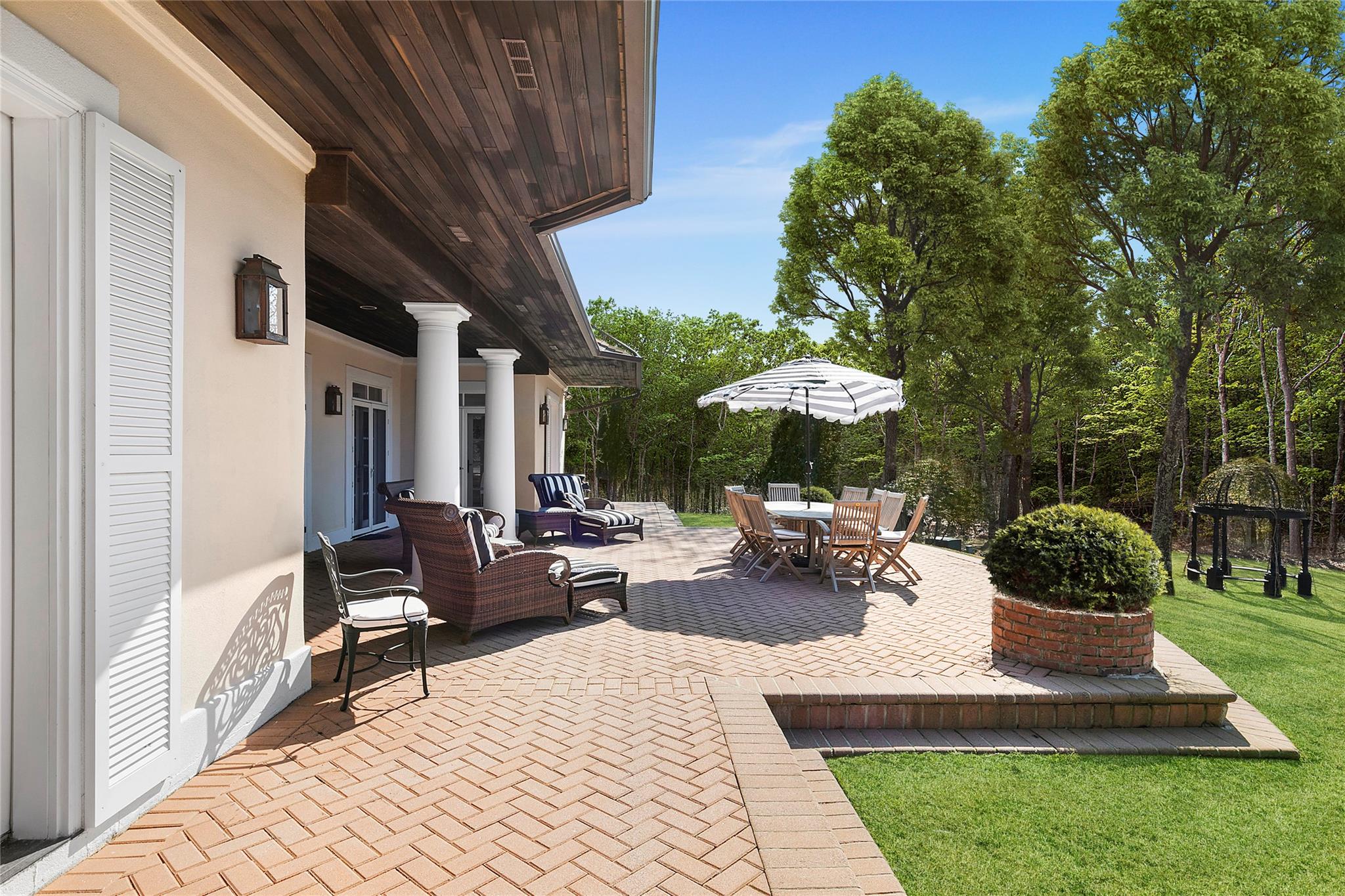 #20 photo, 1903 Deerfield Road, サフォーク郡 Water Mill , NY 11976