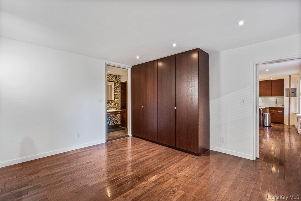 #17 photo, 65-35 Yellowstone Boulevard, クイーンズ区 Forest Hills , NY 11375