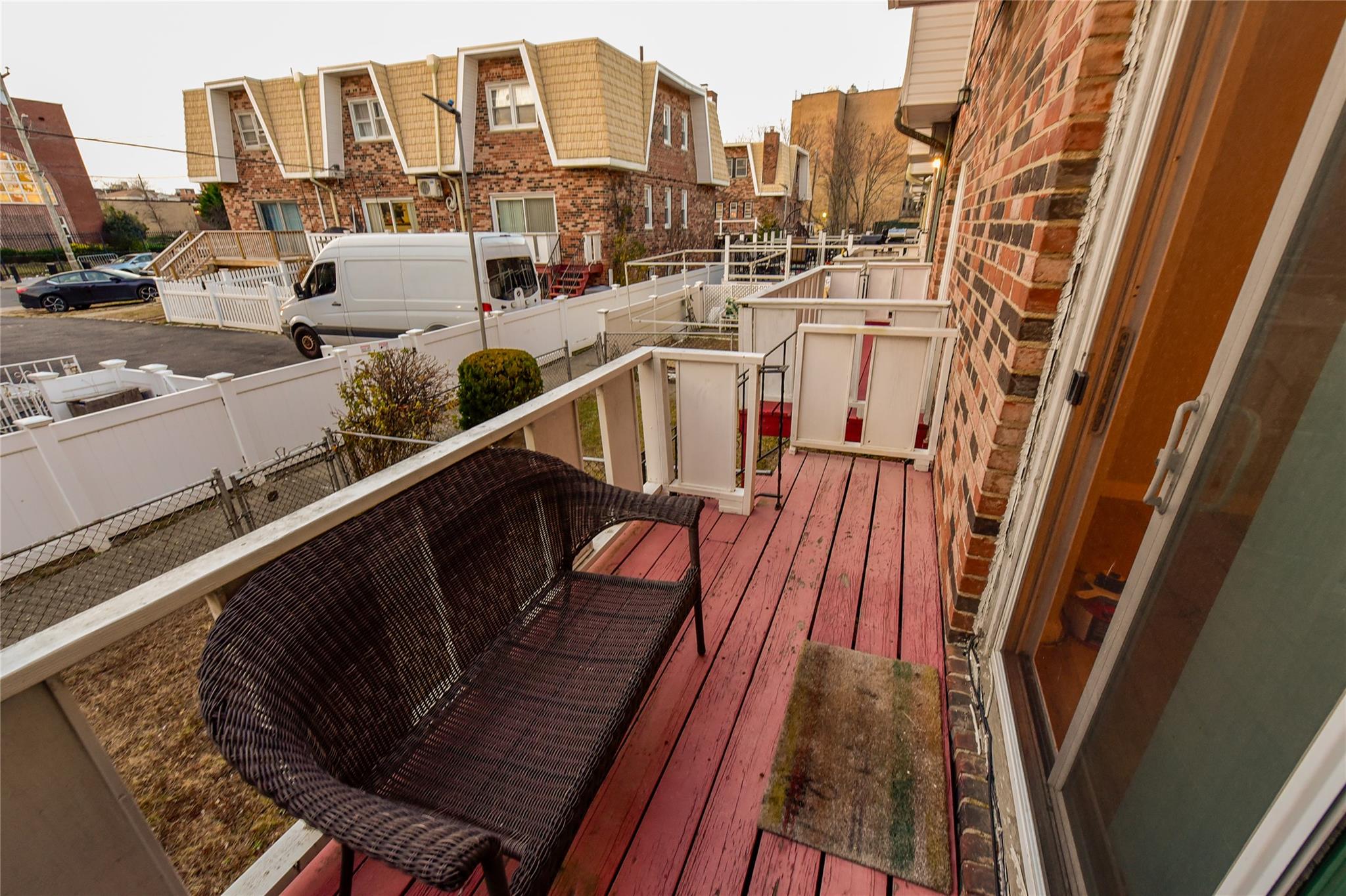 #5 photo, 1650 Seagirt Boulevard, クイーンズ区 Far Rockaway , NY 11691