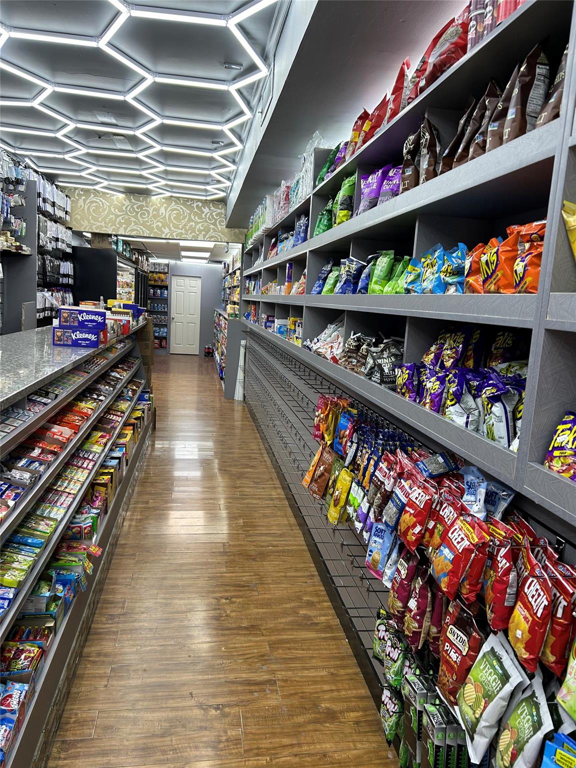 #2 photo, 191A Broadway, サフォーク郡 Amityville , NY 11701