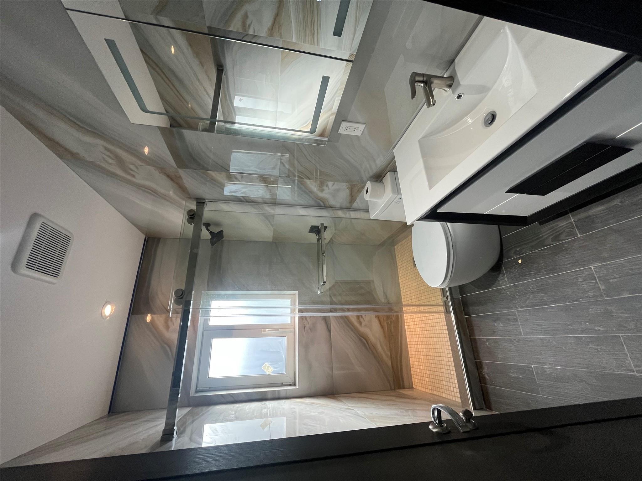 #16 photo, 75-03 181st, クイーンズ区 Flushing , NY 11366