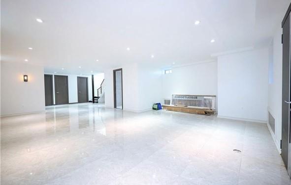 #19 photo, 75-03 181st, クイーンズ区 Flushing , NY 11366