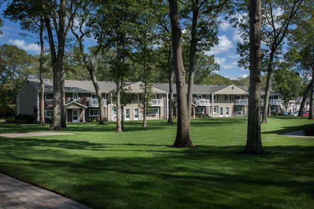 #2 photo, 1 Aycock Place, サフォーク郡 Coram , NY 11727