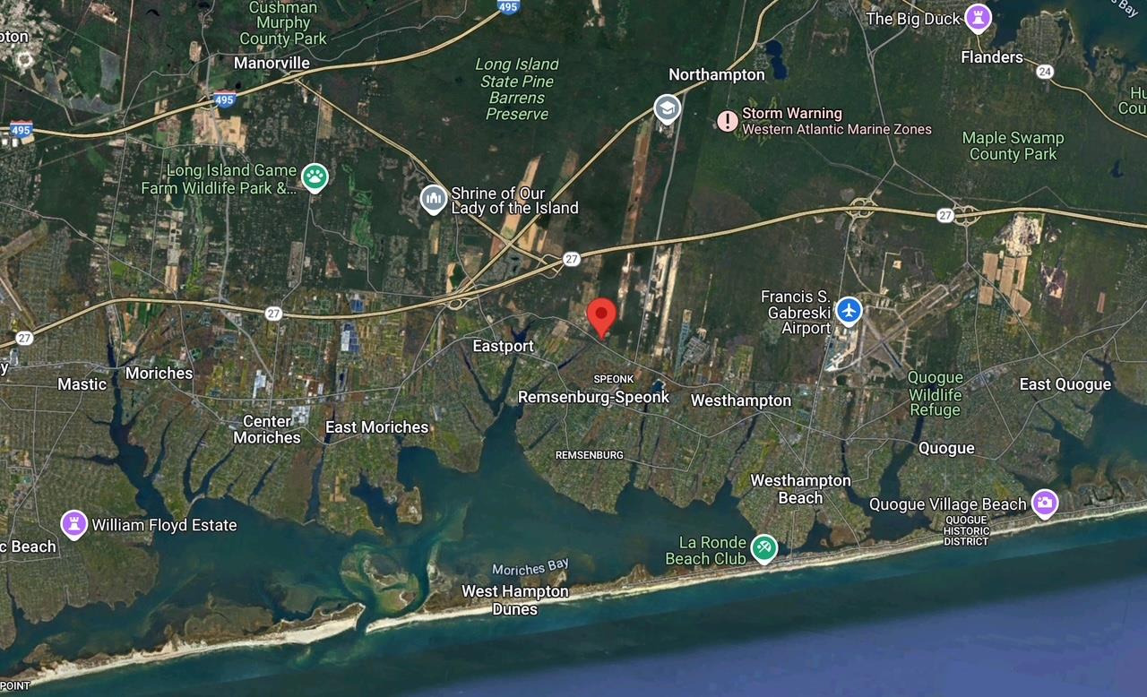 #9 photo, 202-214 Old Country, サフォーク郡 Eastport , NY 11941