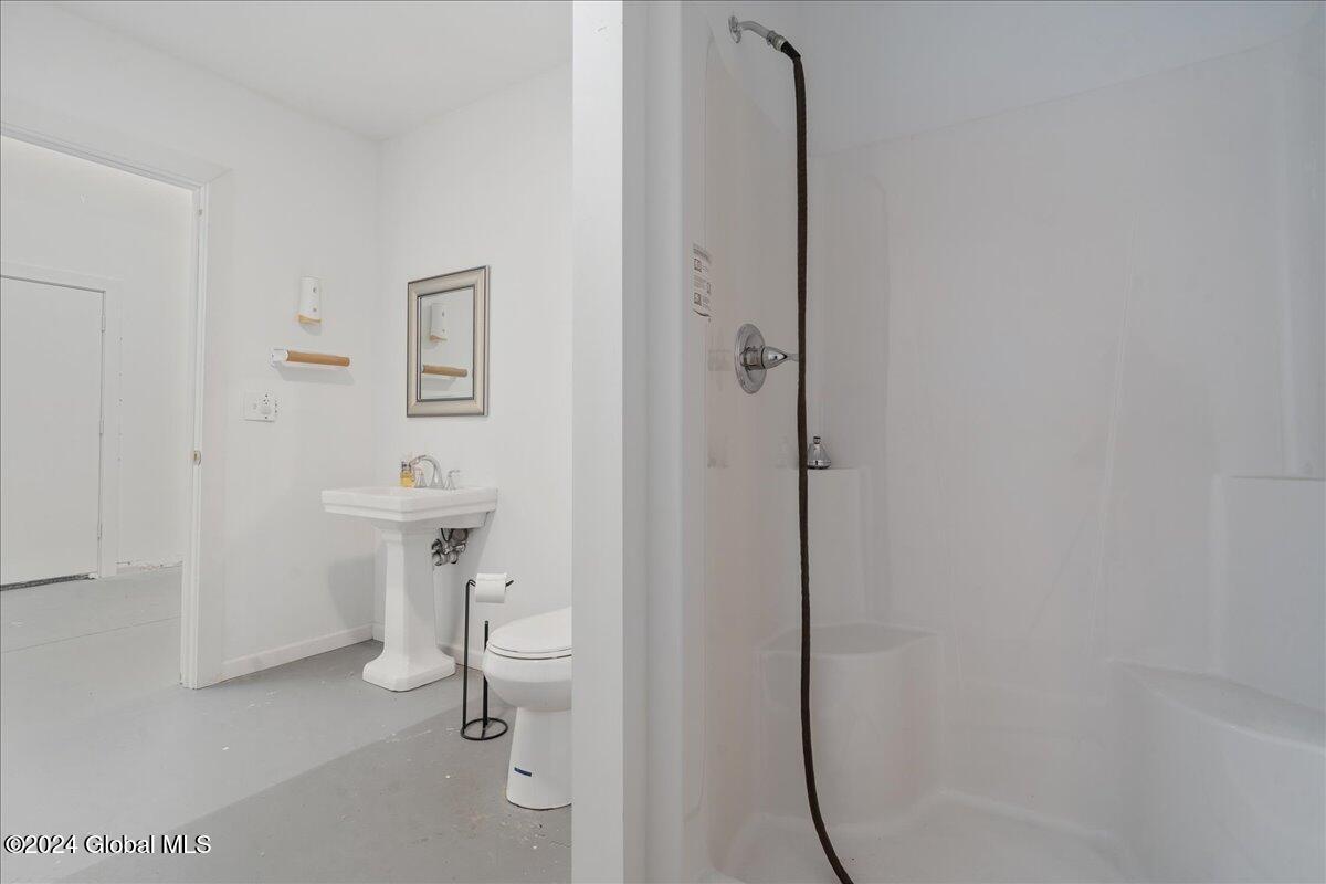 #13 photo, 146 Raylinsky Road, #4A, Malta , NY 12019