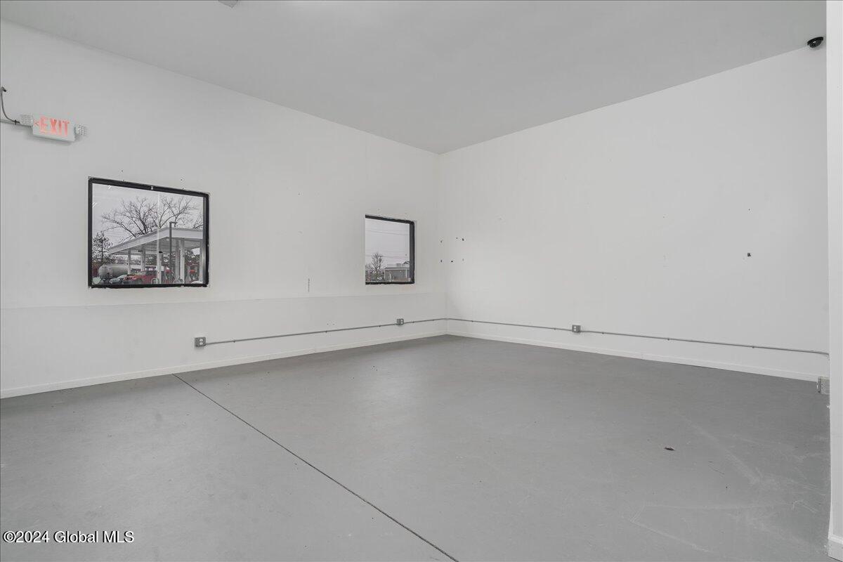 #8 photo, 146 Raylinsky Road, #4A, Malta , NY 12019