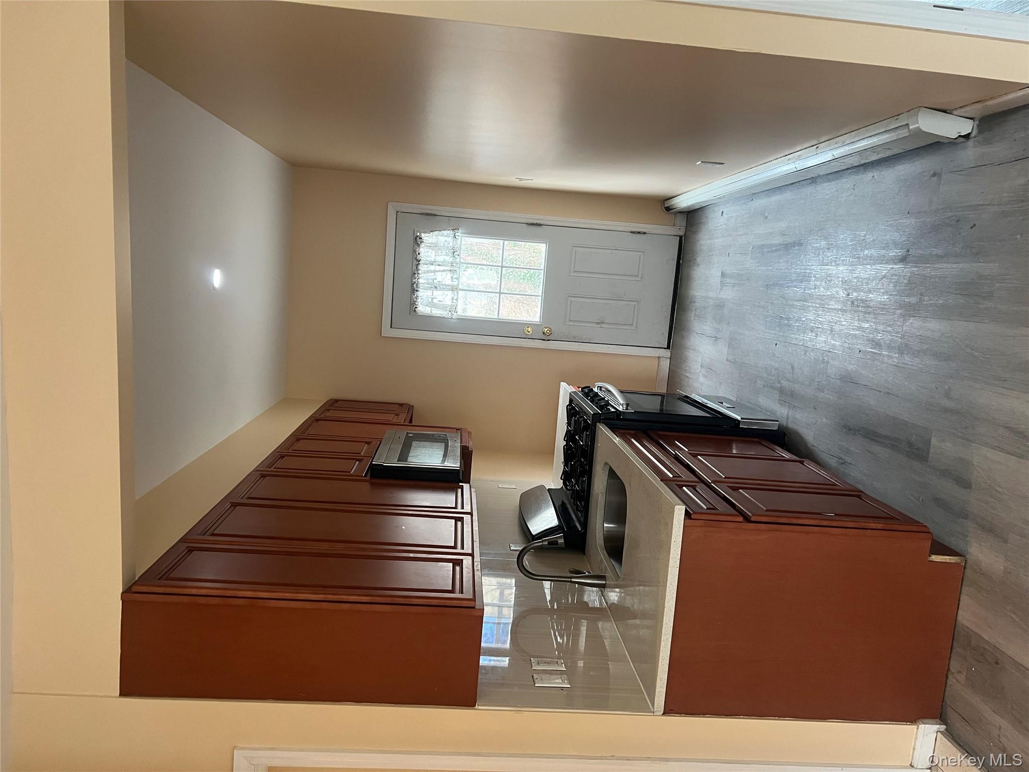 #10 photo, 88 Taft Avenue, Staten Island , NY 10301