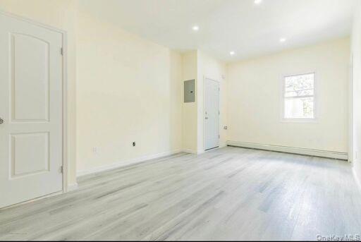 #4 photo, 88 Taft Avenue, Staten Island , NY 10301