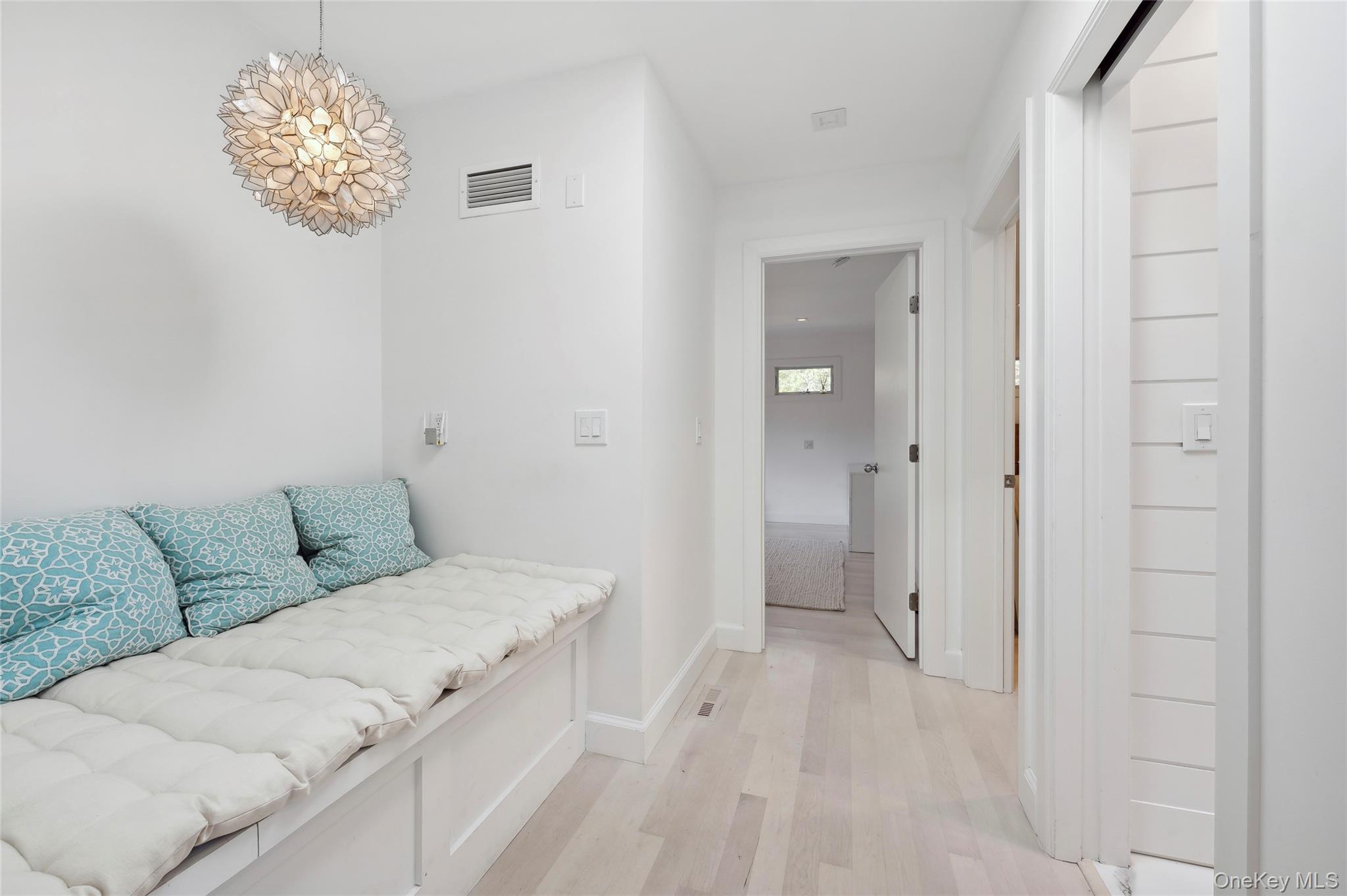 #15 photo, 6 Woodland Way, サフォーク郡 Quogue , NY 11959