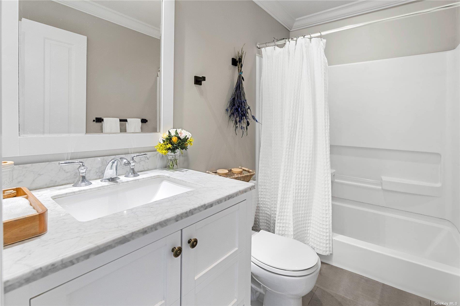 #12 photo, 29 Missapoque Avenue, サフォーク郡 Southampton , NY 11968