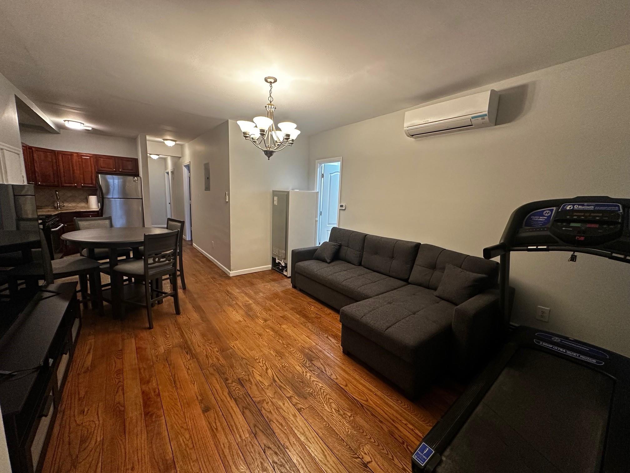 #3 photo, 10221 213th Street, Queens Village , NY 11429