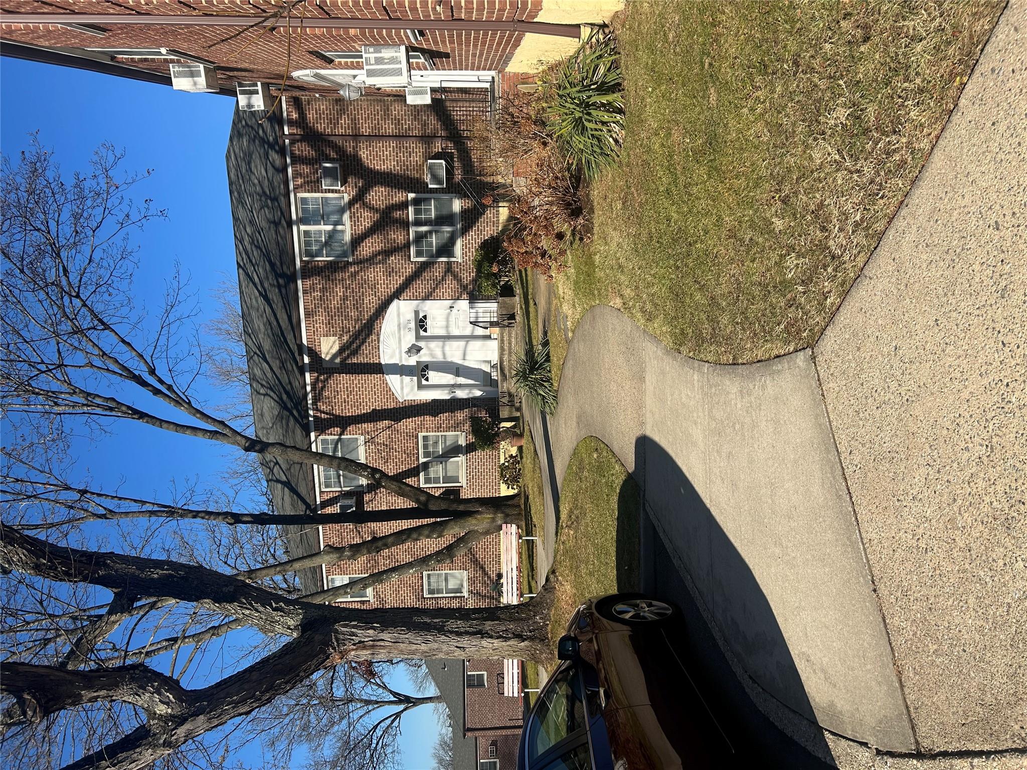 #2 photo, 58-20 251, Little Neck , NY 11362