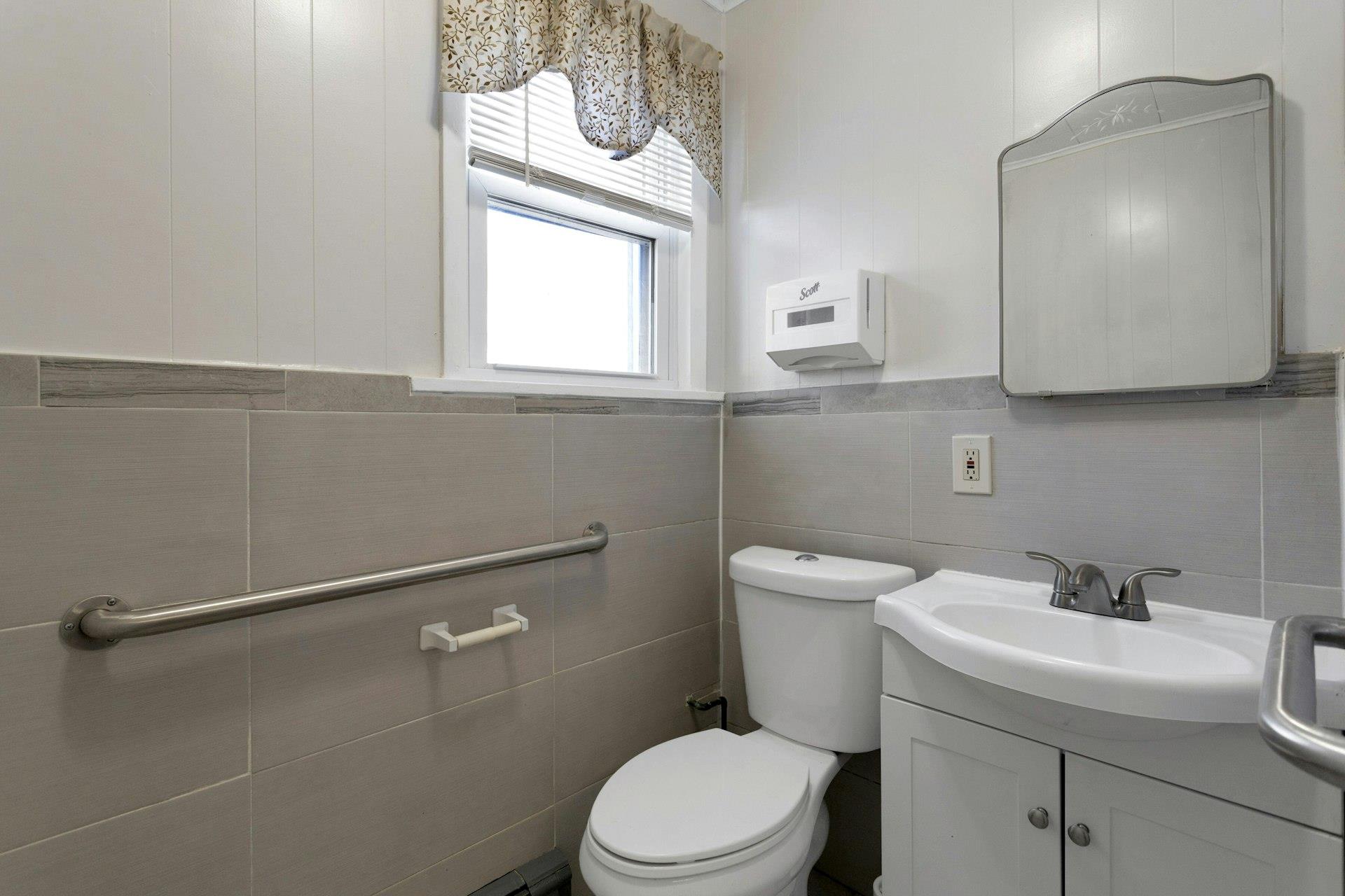 #8 photo, 11 Peekskill Hollow Road, Putnam Valley , NY 10579