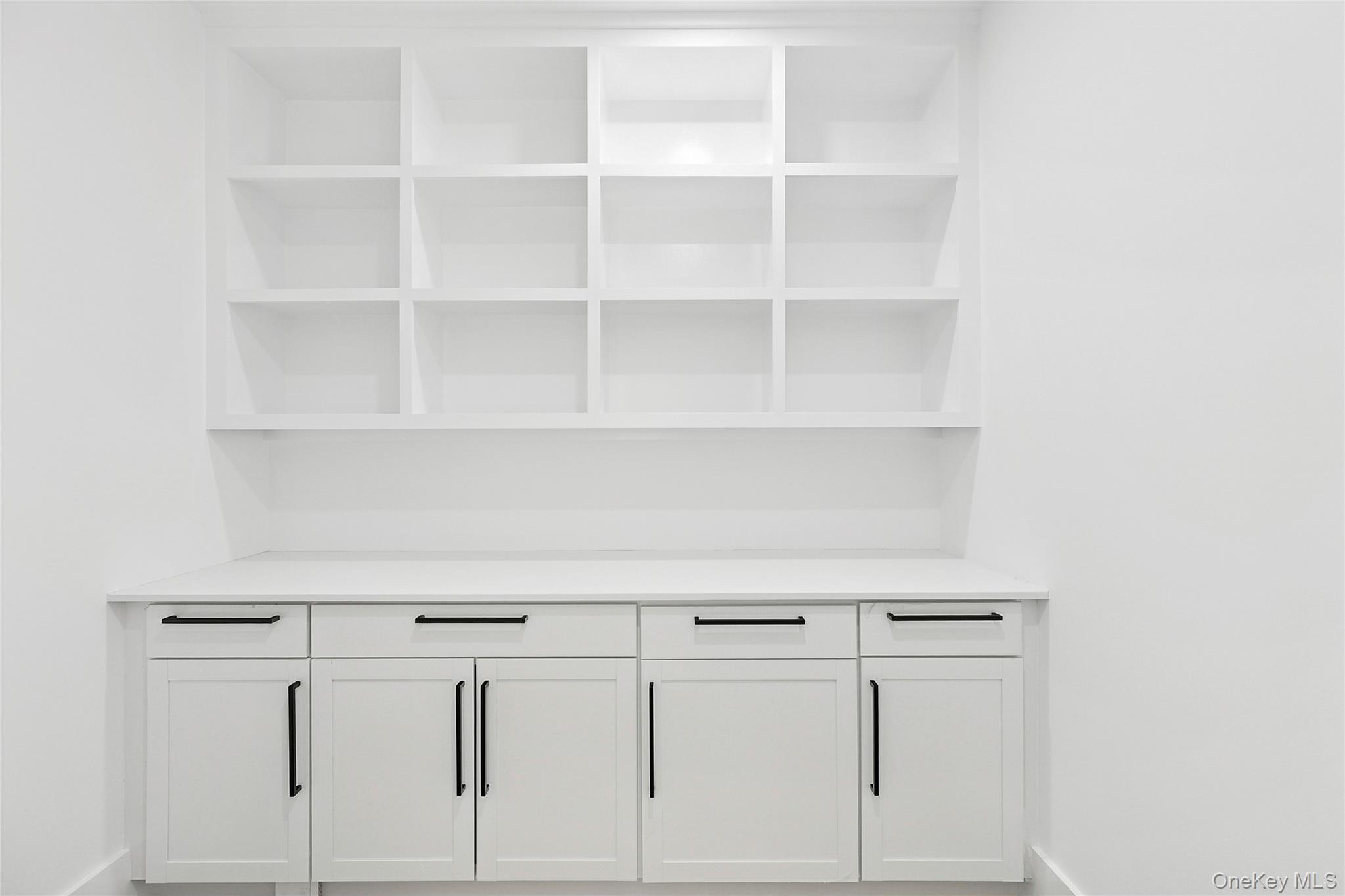 #15 photo, 32 North Bay Avenue, サフォーク郡 Eastport , NY 11941