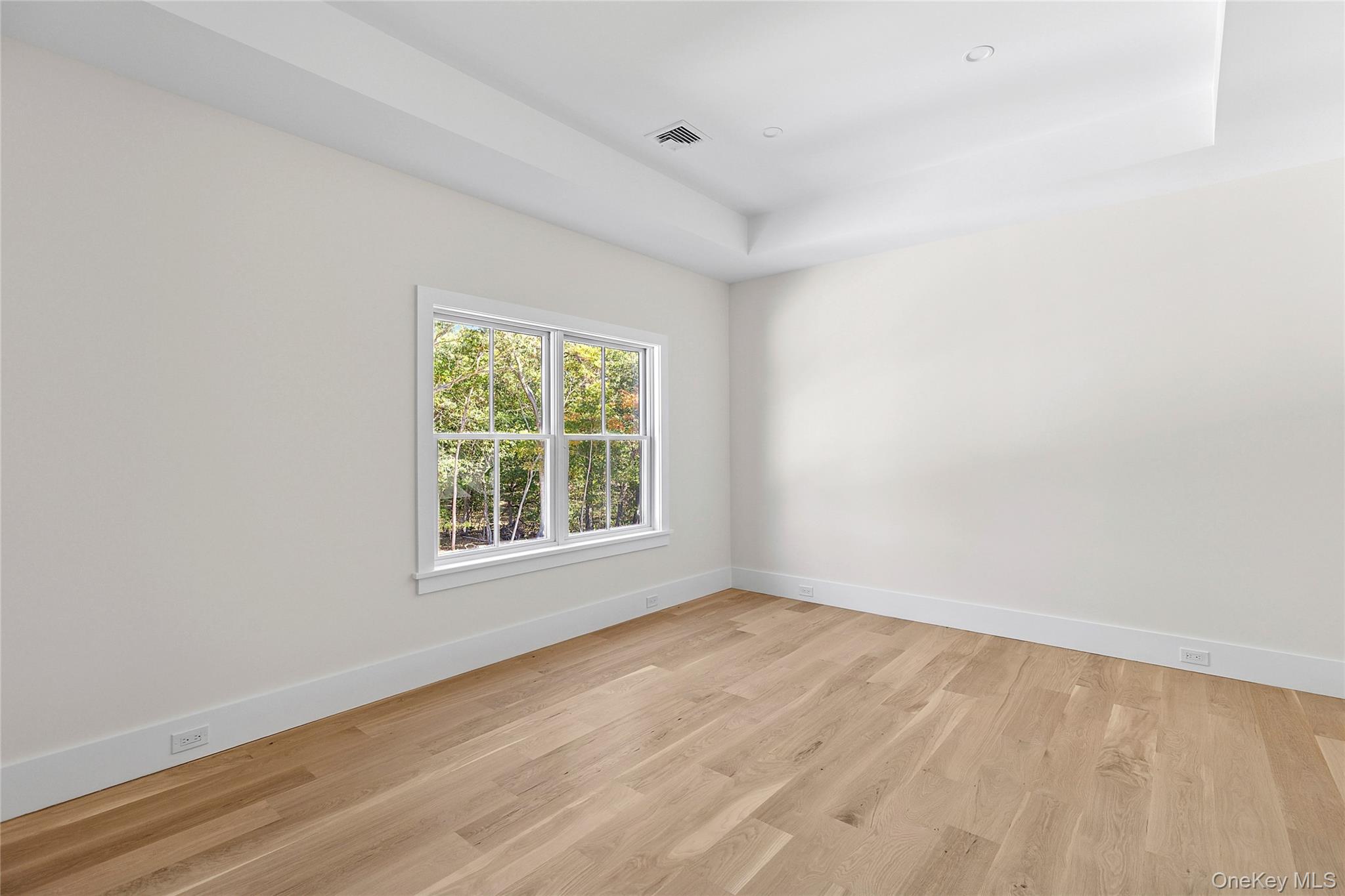 #18 photo, 32 North Bay Avenue, サフォーク郡 Eastport , NY 11941