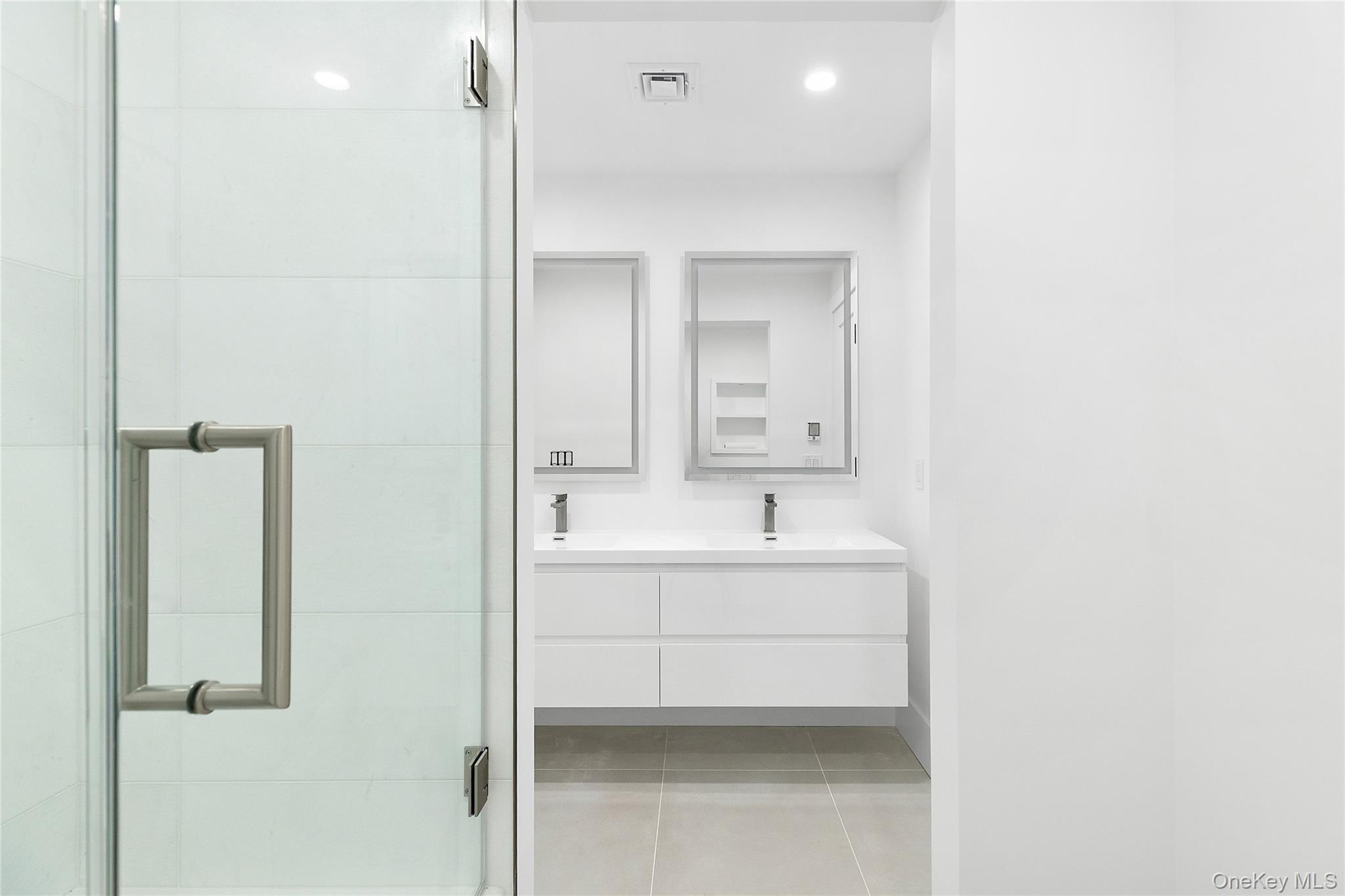 #20 photo, 32 North Bay Avenue, サフォーク郡 Eastport , NY 11941