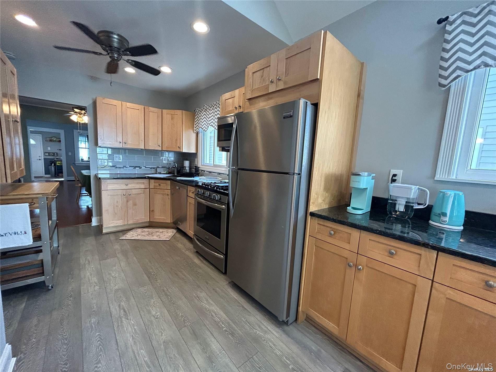 #11 photo, 23 Locust Avenue, Bayville , NY 11709