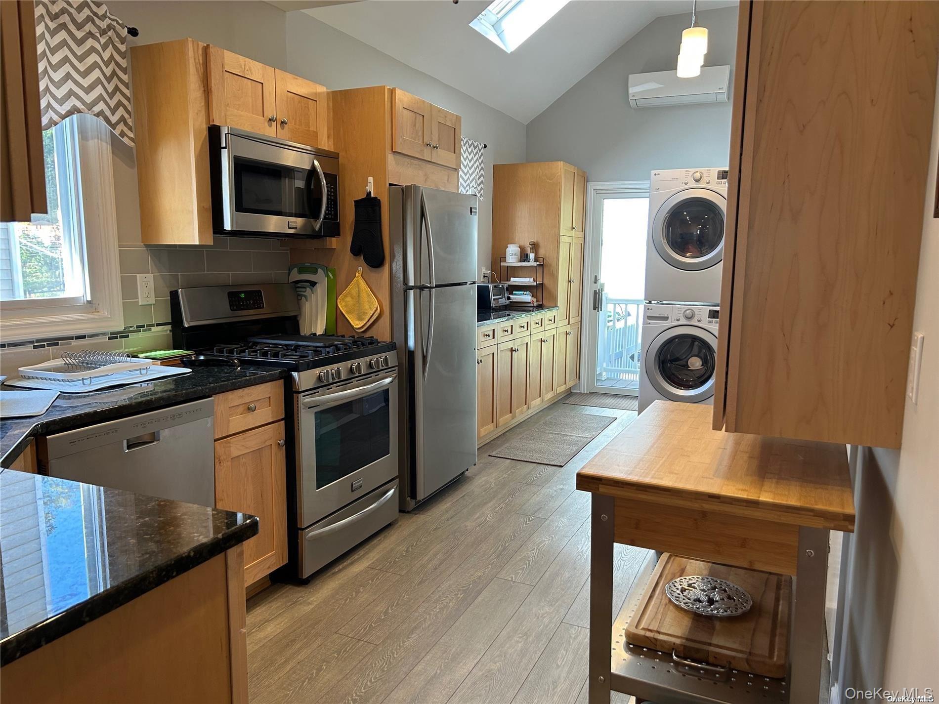 #12 photo, 23 Locust Avenue, Bayville , NY 11709