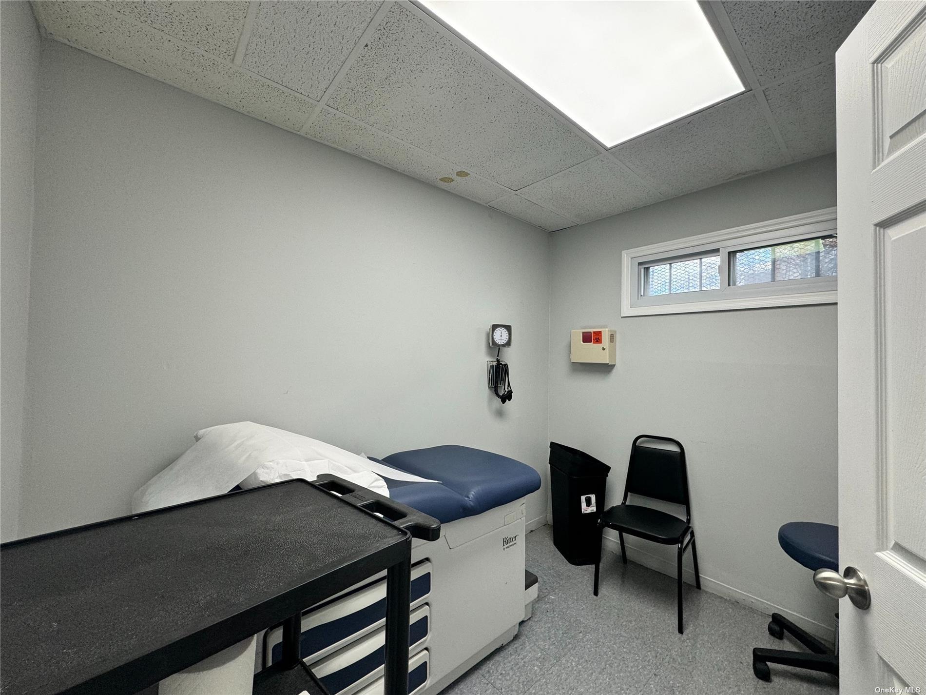 #12 photo, 124-19 101st Ave Avenue, クイーンズ区 Richmond Hill S. , NY 11419