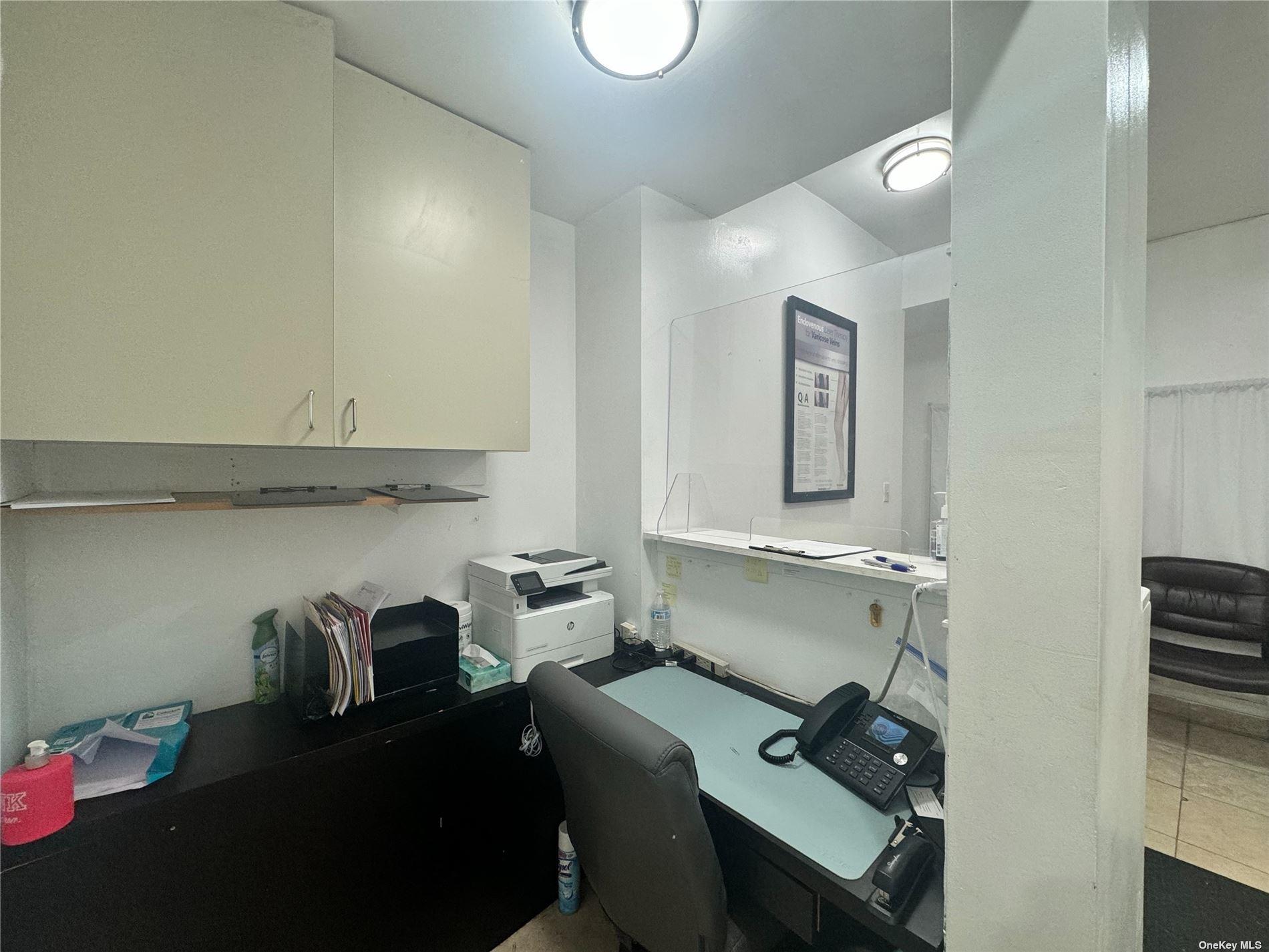 #12 photo, 108-10 72 Street Avenue, クイーンズ区 Forest Hills , NY 11375