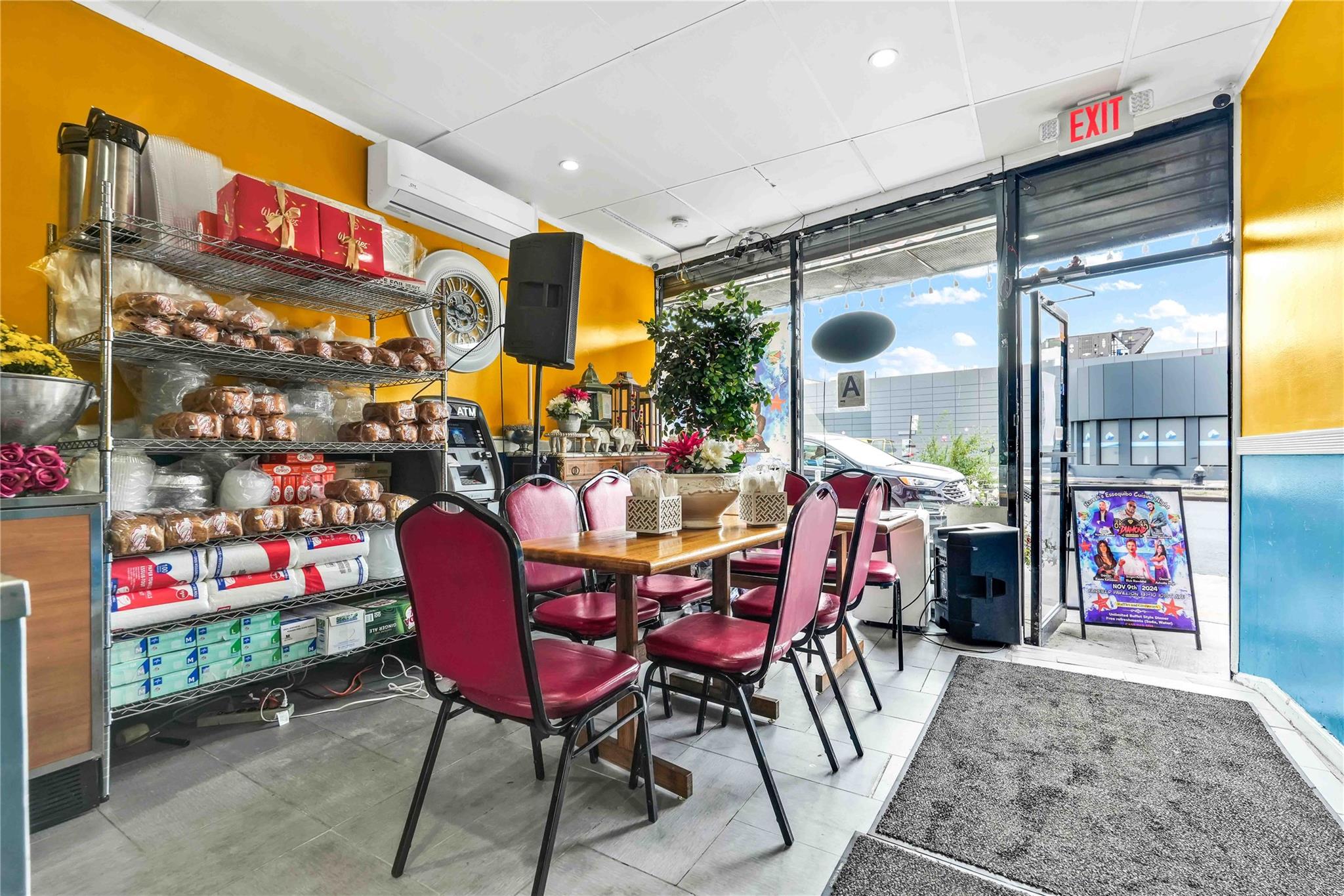 #8 photo, 214-69 Jamaica Avenue, Jamaica , NY 11428