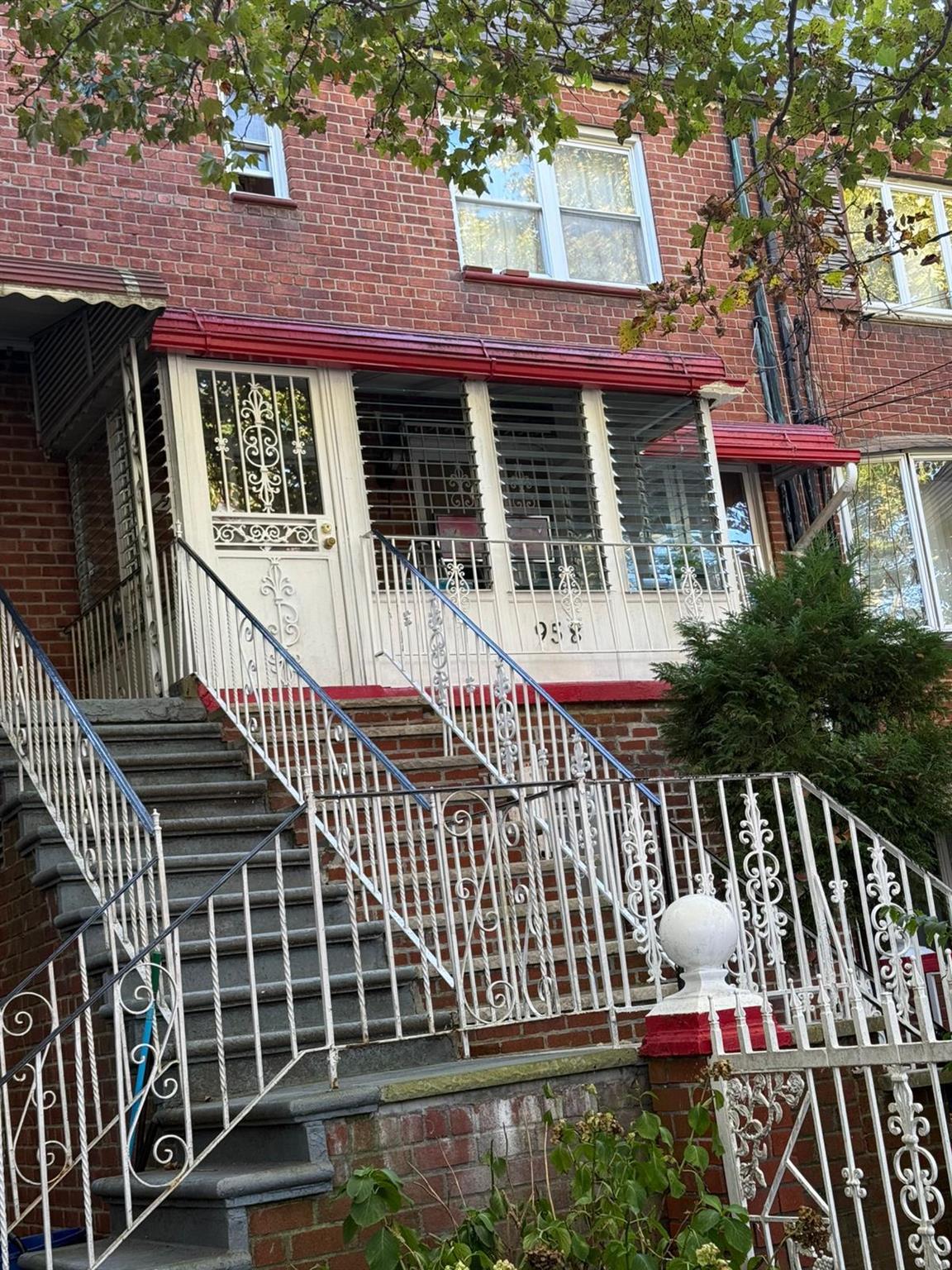 #3 photo, 958 E 103rd Street, Brooklyn , NY 11236