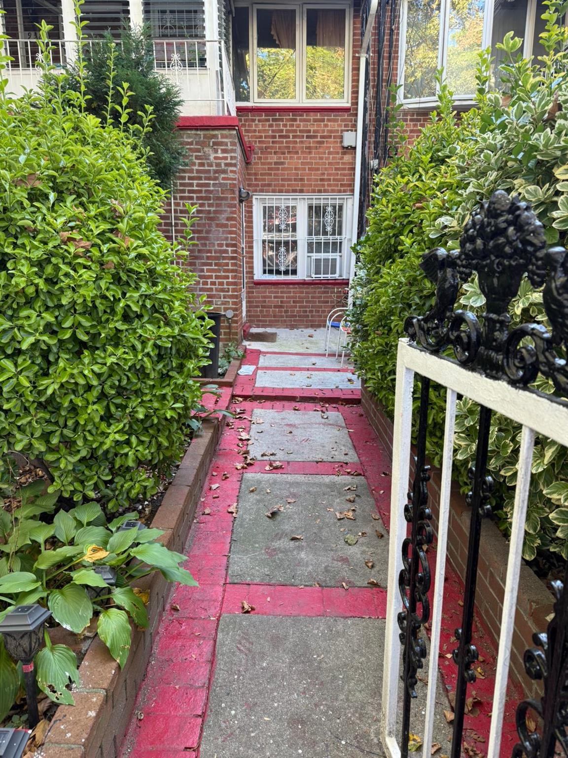 #4 photo, 958 E 103rd Street, Brooklyn , NY 11236