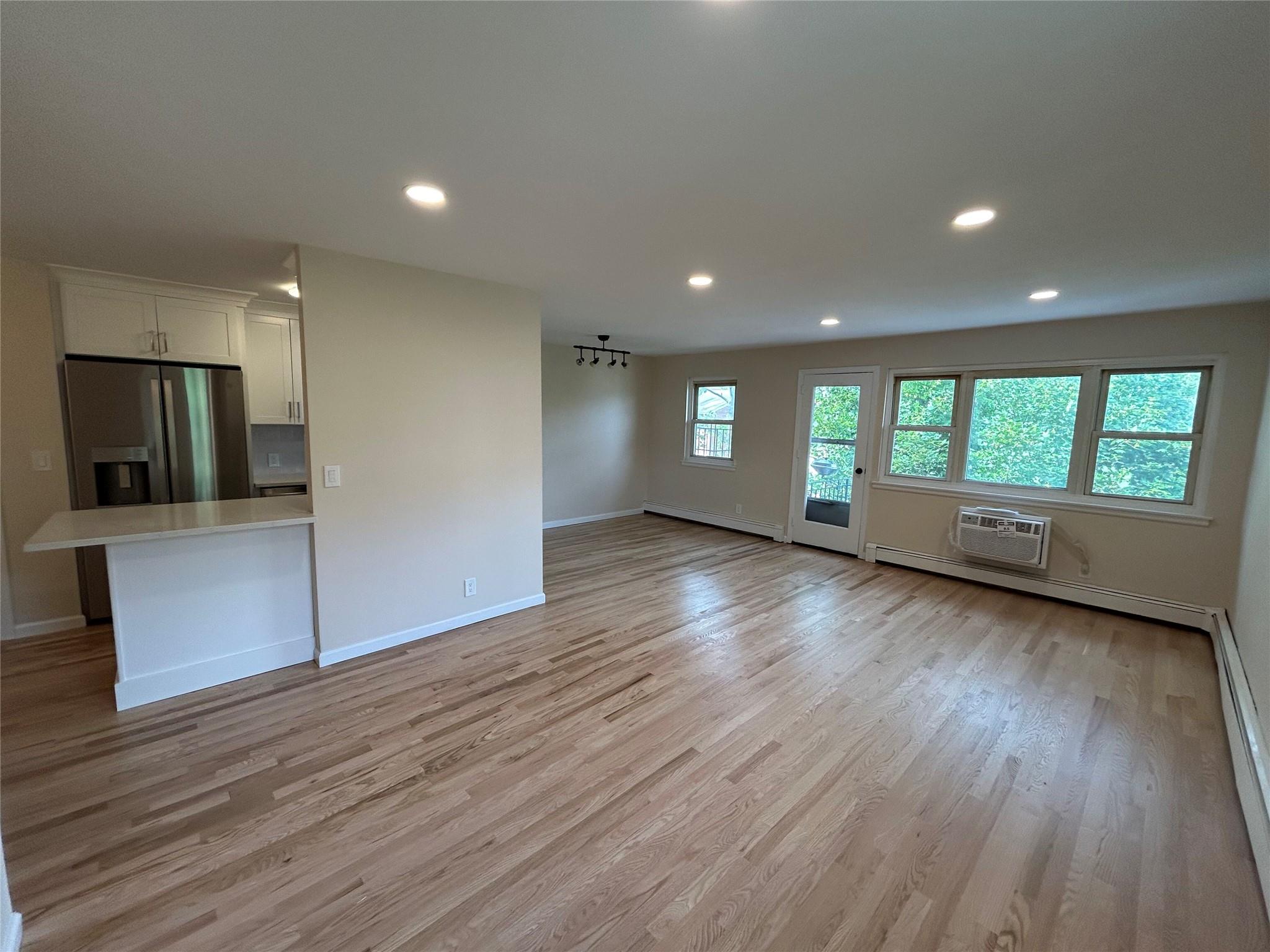 #1 photo, 665 Pelham Road, New Rochelle , NY 10805