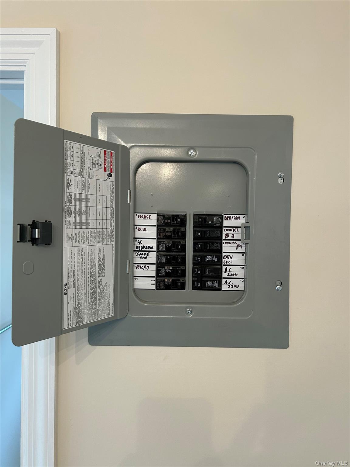 #17 photo, 665 Pelham Road, New Rochelle , NY 10805