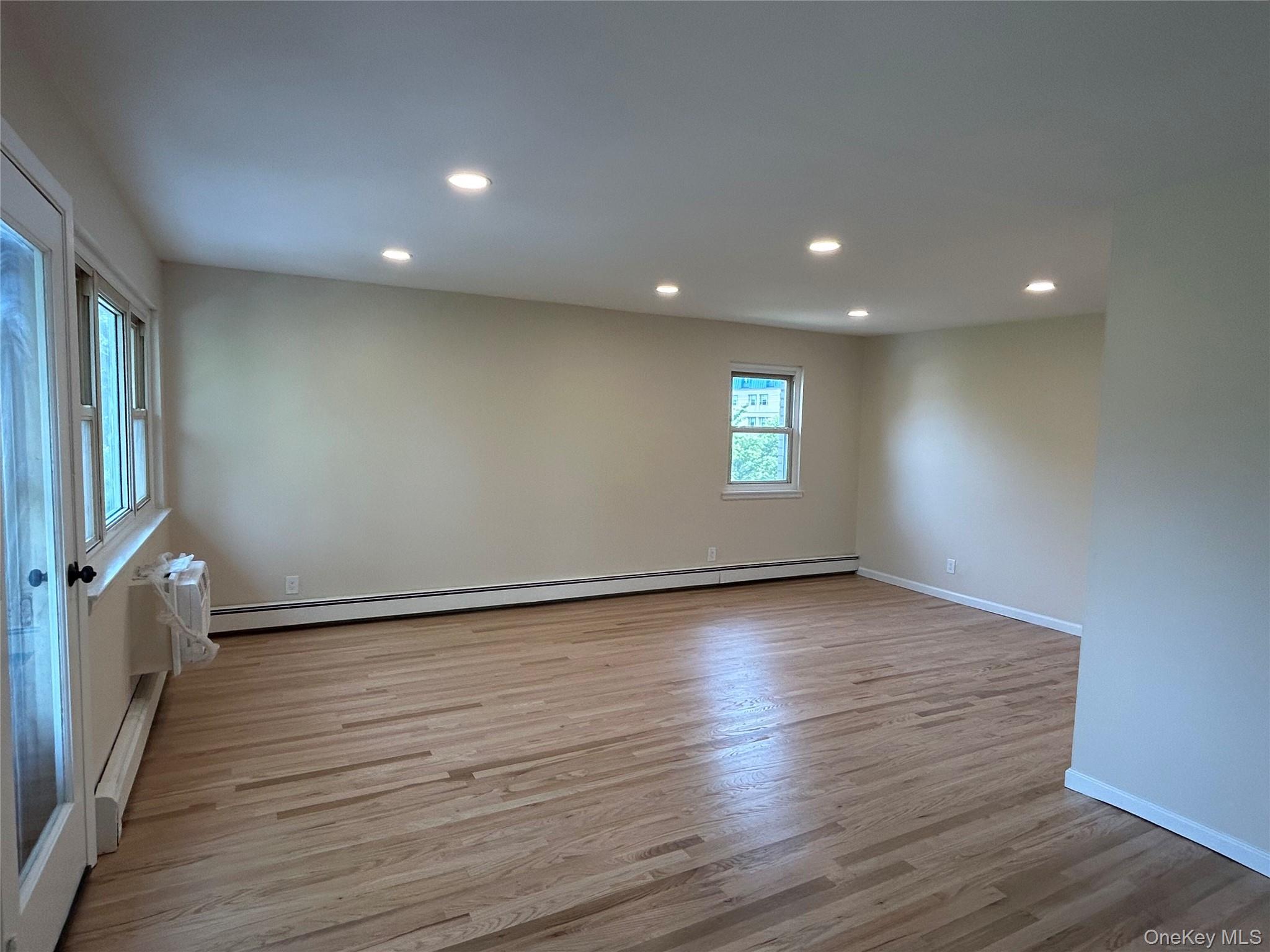 #2 photo, 665 Pelham Road, New Rochelle , NY 10805