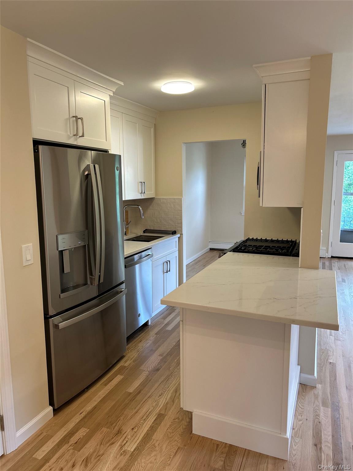 #5 photo, 665 Pelham Road, New Rochelle , NY 10805