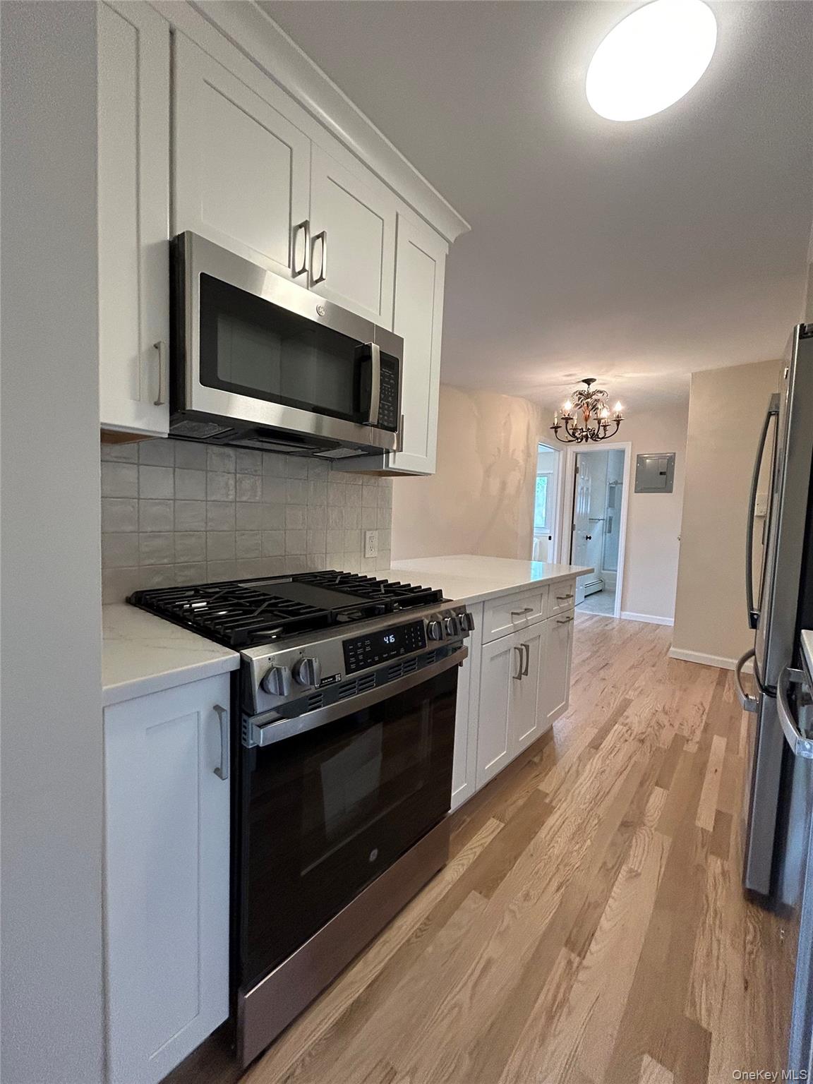 #6 photo, 665 Pelham Road, New Rochelle , NY 10805