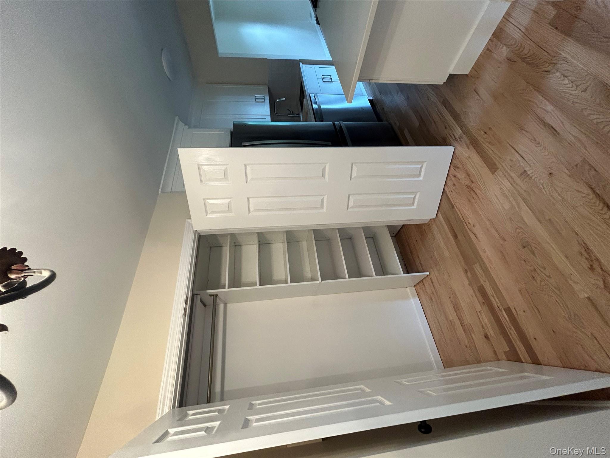 #8 photo, 665 Pelham Road, New Rochelle , NY 10805