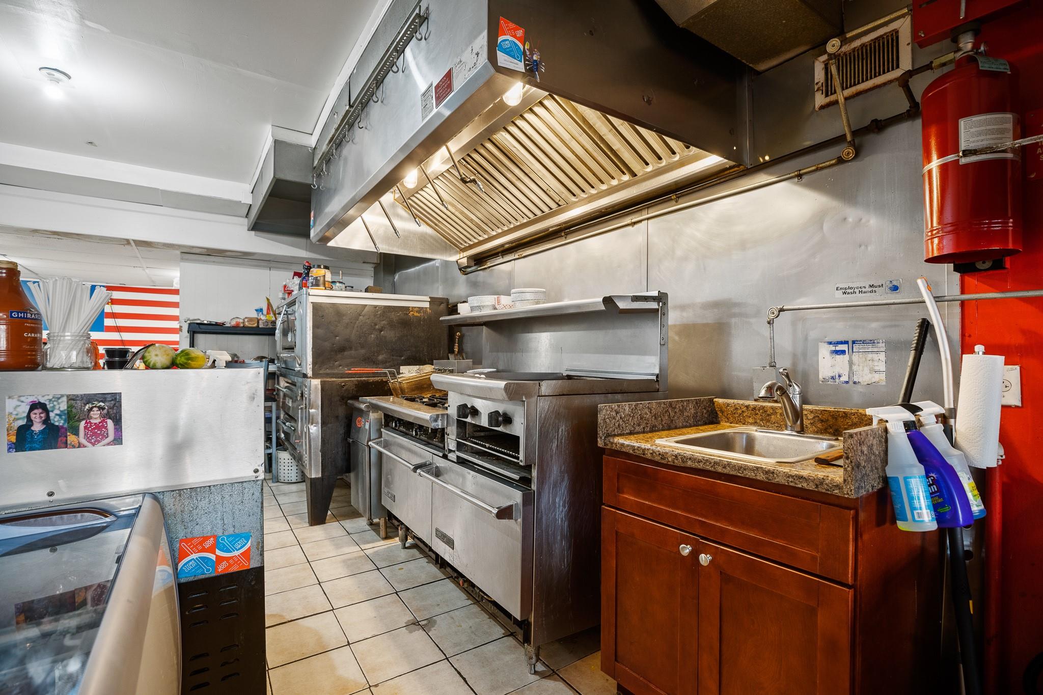 #6 photo, 699 Retail Unit B (Right) Jersey Avenue, Greenwood Lake , NY 10925