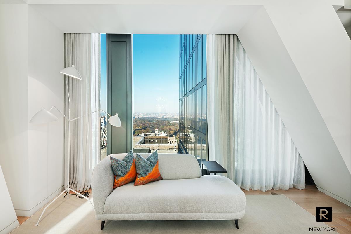 #13 photo, 53 W 53rd Street, マンハッタン Midtown West , NY 10019