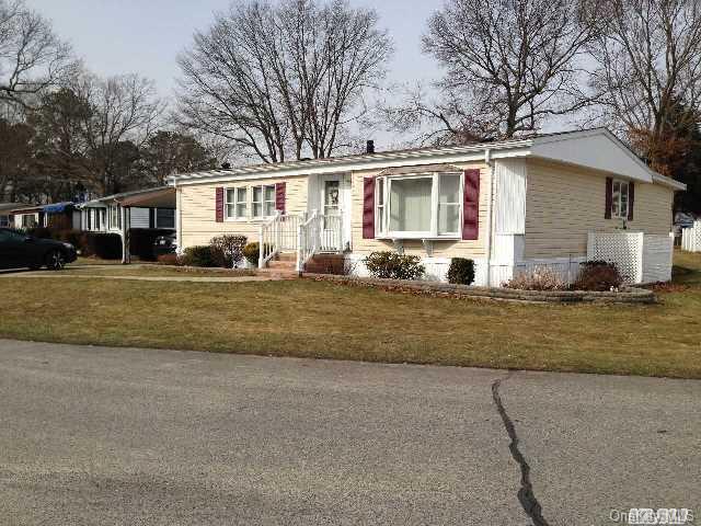 #1 photo, 1661-383 Old Country Road, Riverhead , NY 11901