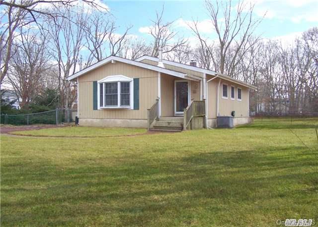 #1 photo, 71 Oak Avenue, Shirley , NY 11967
