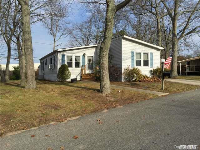 #1 photo, 1661-237 Old Country Road, Riverhead , NY 11901