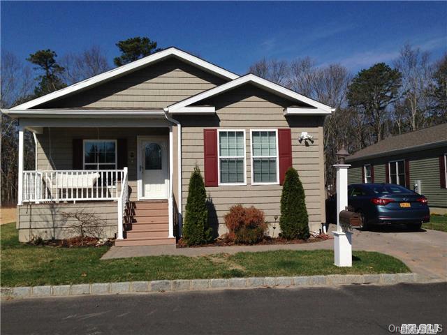 #1 photo, 1661-552 Old Country Road, Riverhead , NY 11901