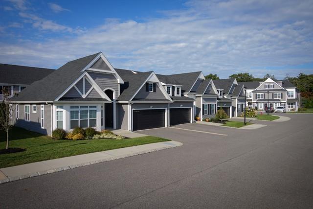 #5 photo, 143 Sutton Court, Mount Sinai , NY 11766