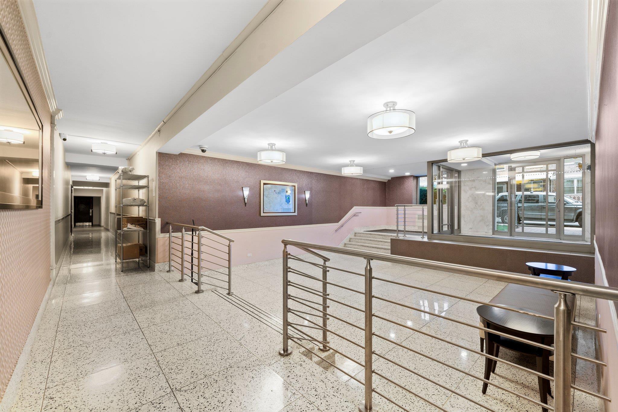 #9 photo, 139-21 85th Drive, 皇后區 Briarwood , NY 11435