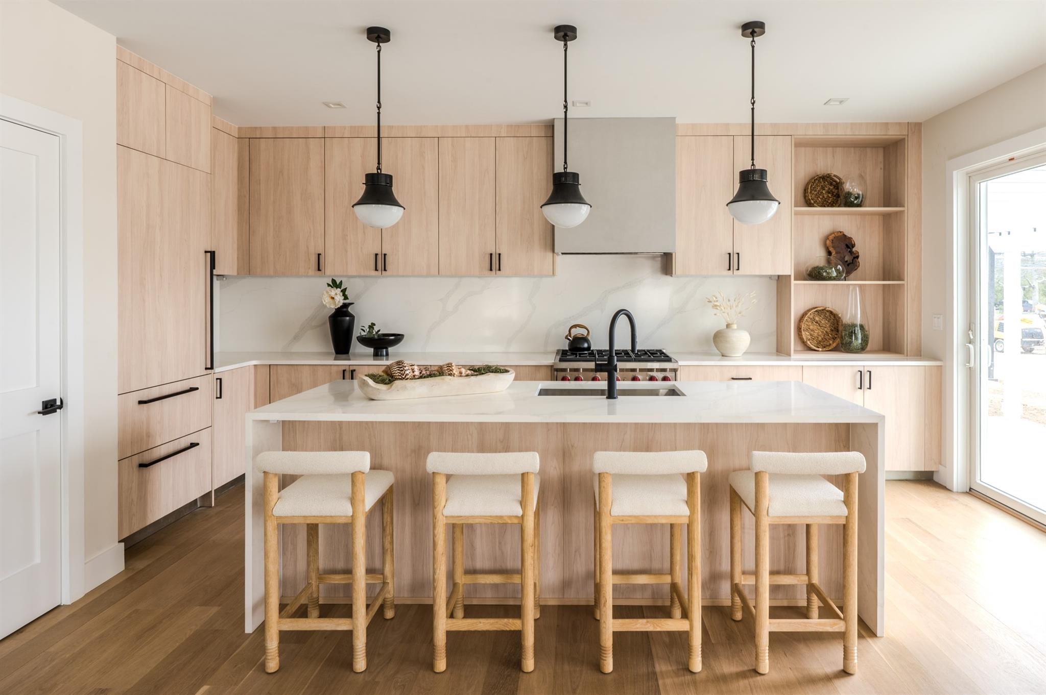 #15 photo, 12 Depot, সাফোক কাউন্টি Westhampton Beach , NY 11978