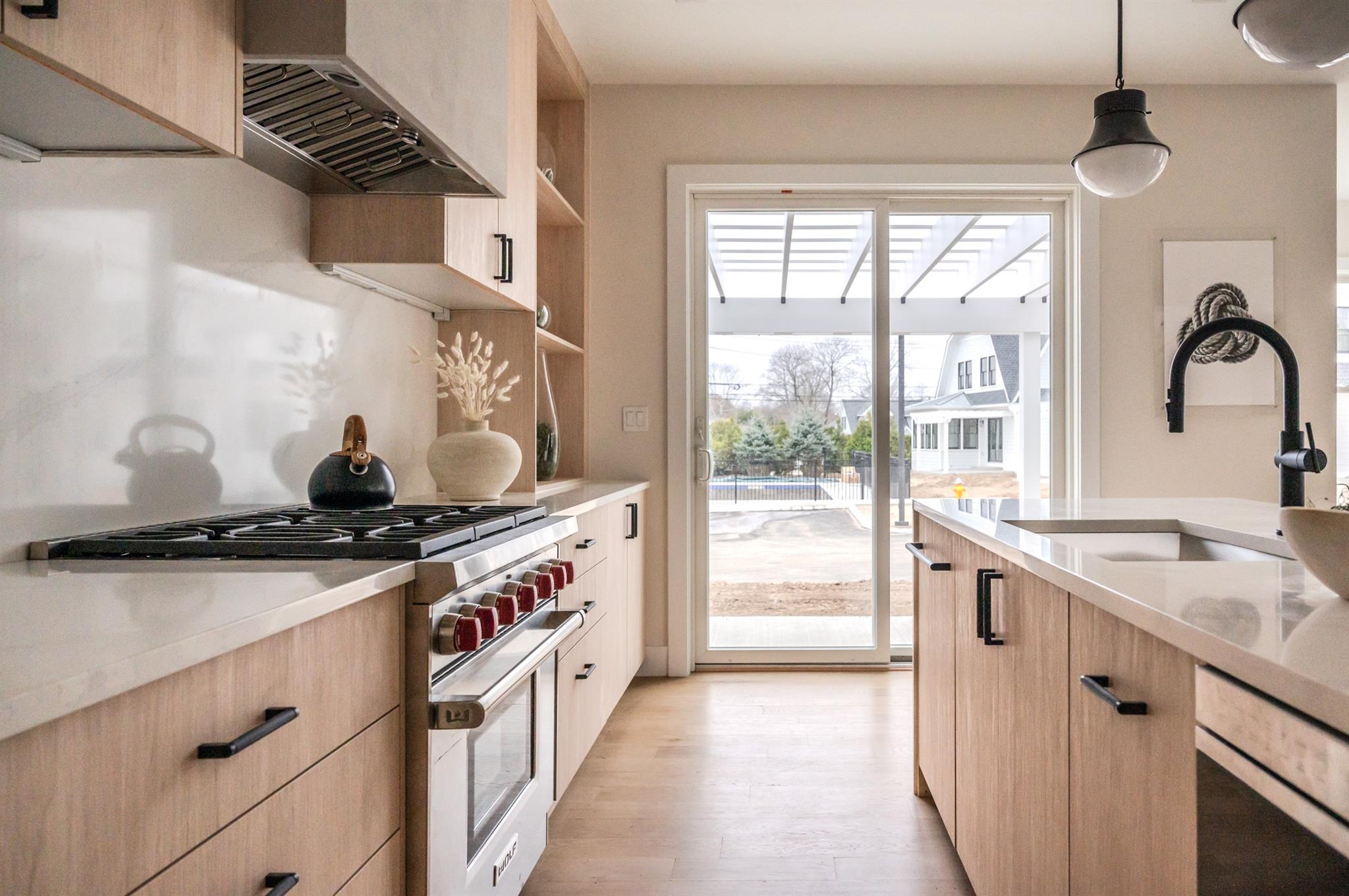 #19 photo, 12 Depot, সাফোক কাউন্টি Westhampton Beach , NY 11978