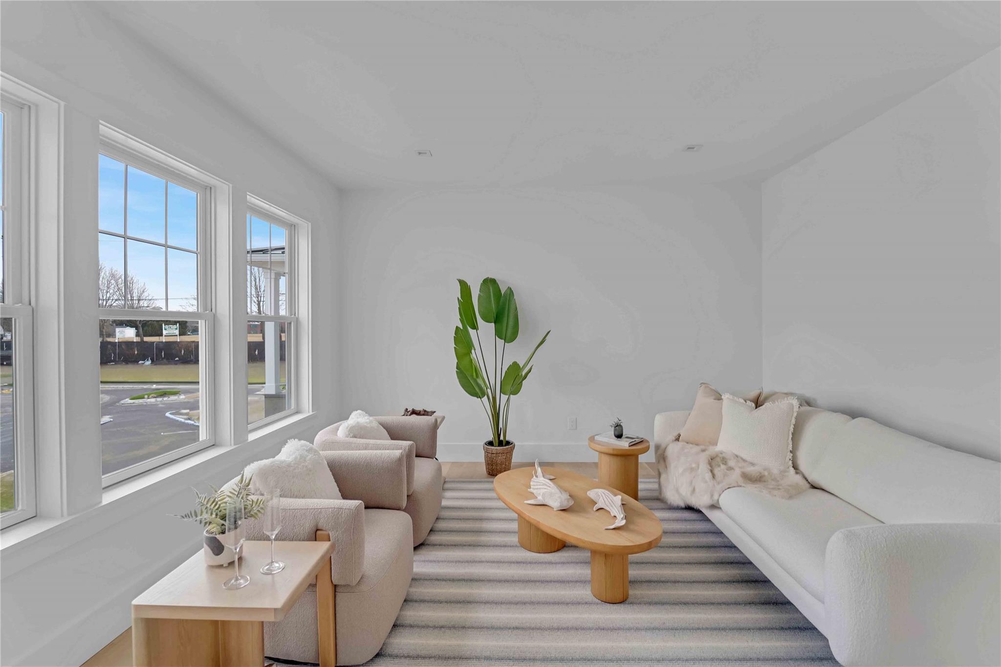 #6 photo, 12 Depot, সাফোক কাউন্টি Westhampton Beach , NY 11978