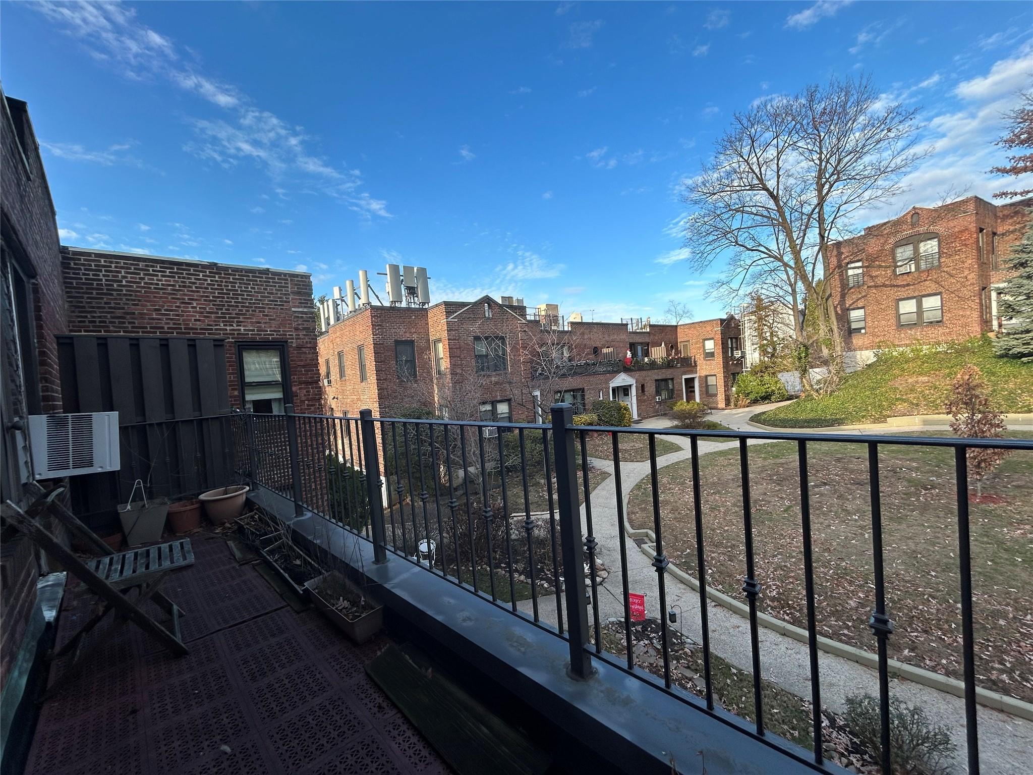 #9 photo, 4001 Little Neck Parkway, クイーンズ区 Little Neck , NY 11363