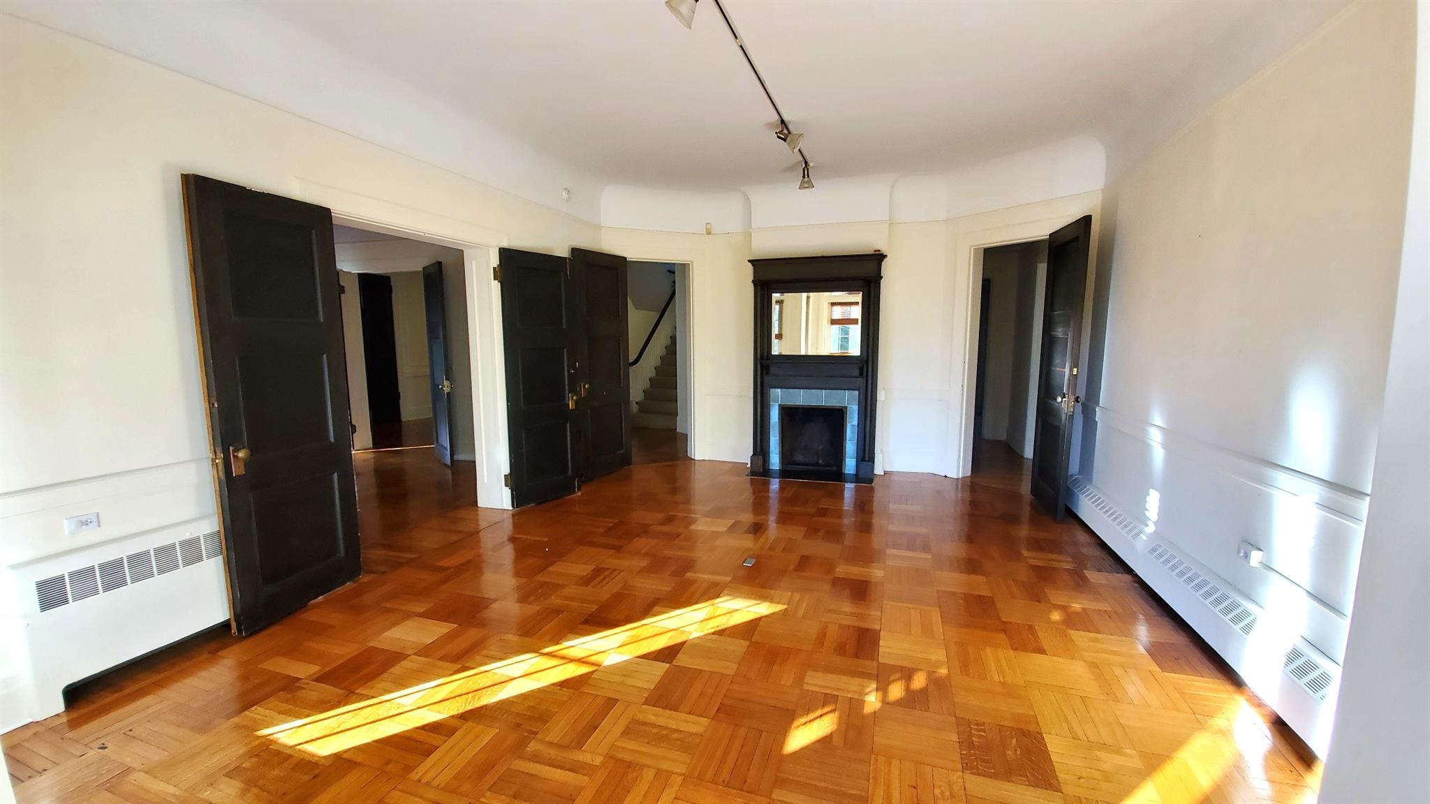 #6 photo, 106 N Broadway, Irvington , NY 10533