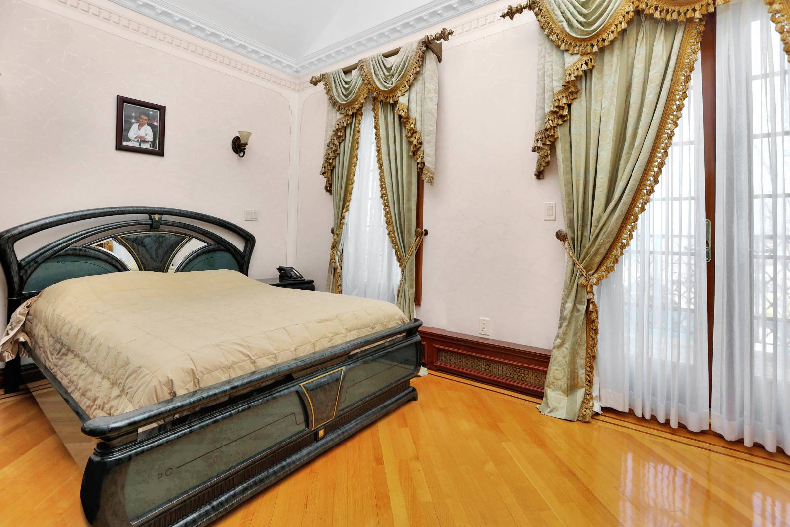 #29 photo, 184-46 Aberdeen Rd, クイーンズ区 Jamaica Estates , NY 11432