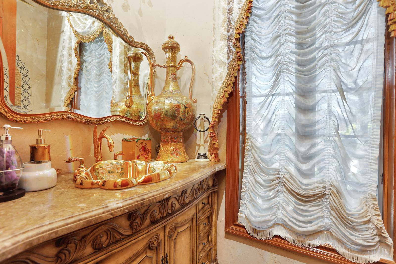 #7 photo, 184-46 Aberdeen Rd, クイーンズ区 Jamaica Estates , NY 11432