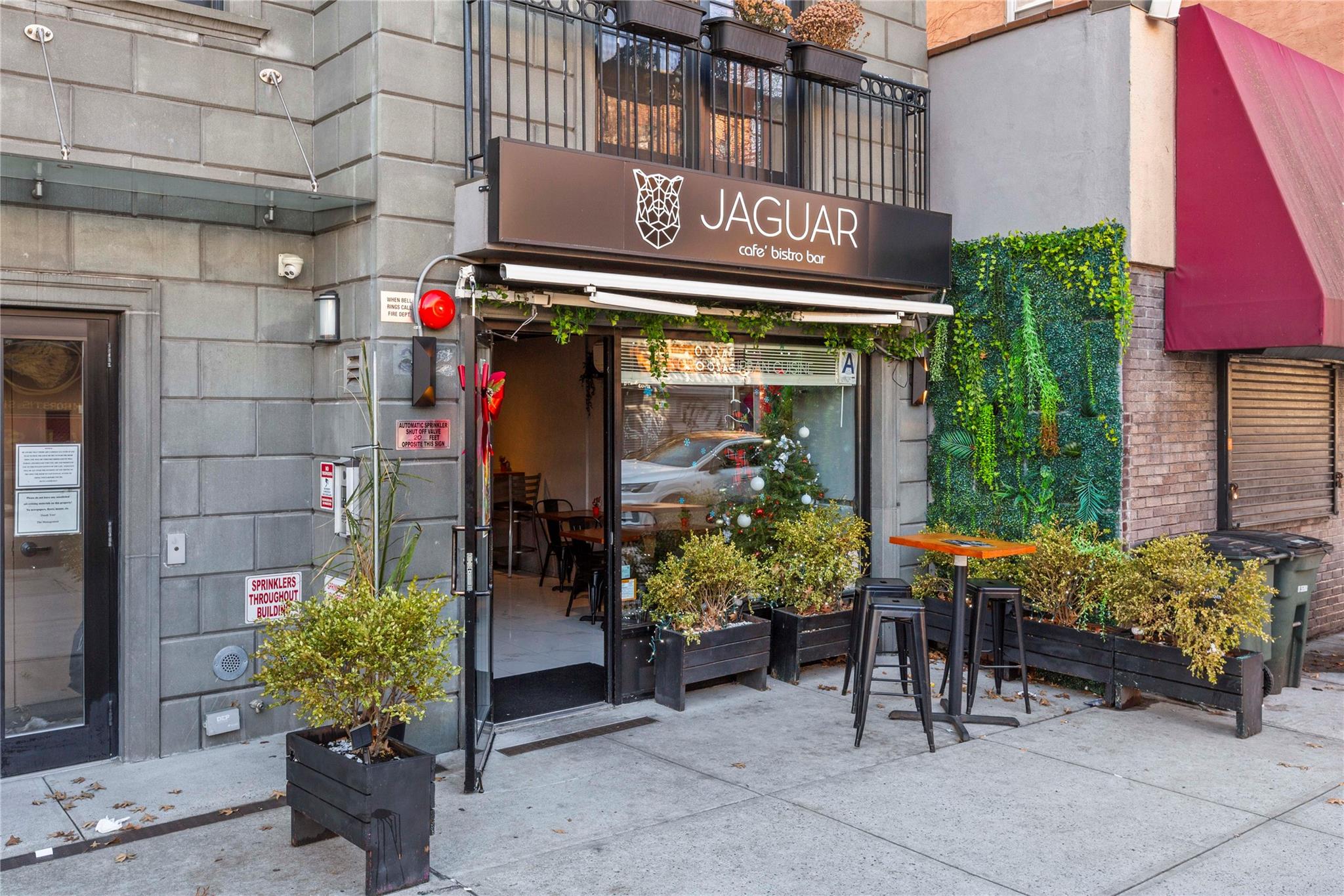 #2 photo, 37-10 31st Avenue Avenue, クイーンズ区 Astoria , NY 11103