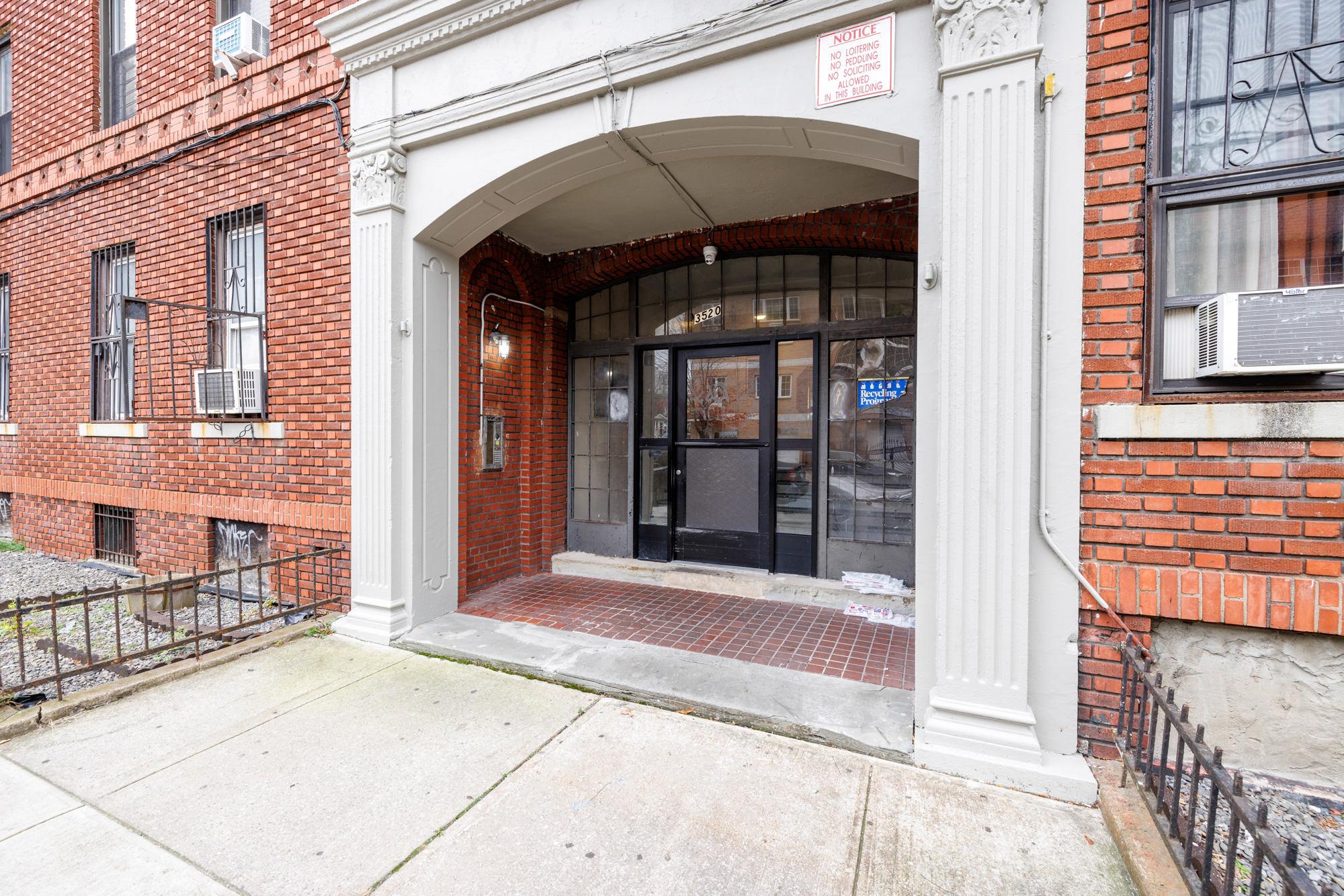 #3 photo, 3520 Newkirk Avenue, ブルックリン区 Brooklyn , NY 11203